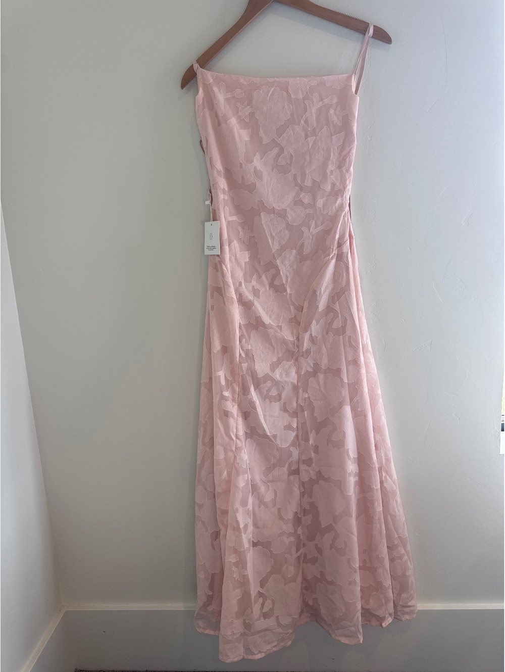 JIFAN Pink Floral Burnout Maxi Dress Size Medium NWT Romantic Coquette
